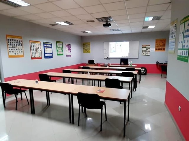 ¿Estás buscando una autoescuela en Moaña? Encuentra en Novaescola la formación que necesitas